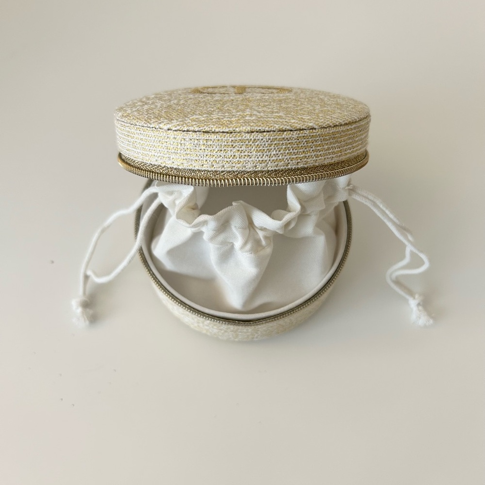 🌟SOLD🌟DIOR Beauty Jewelry Cosmetic Pouch Case - Picture 11 of 15